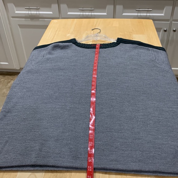 Nevada size 44 heavy acrylic sweater. Fits like Xl see photos measurements. - Picture 10 of 14